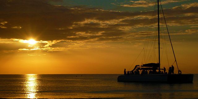 Sunset catamaran cruise north coast grand bay (6)